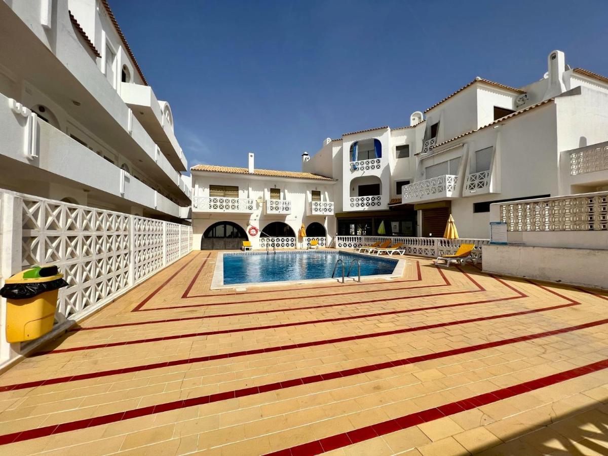 Albufeira Central 3 With Pool By Homing Екстер'єр фото
