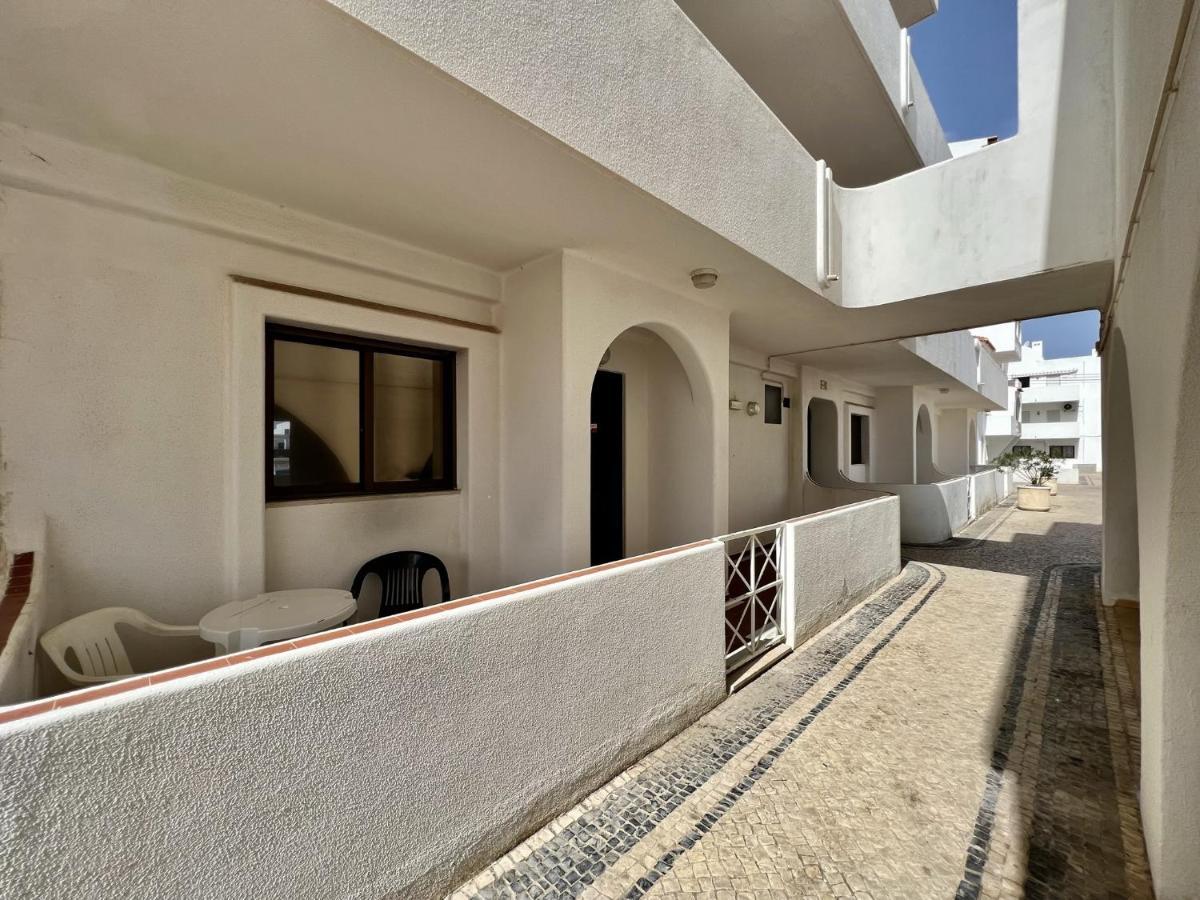 Albufeira Central 3 With Pool By Homing Екстер'єр фото